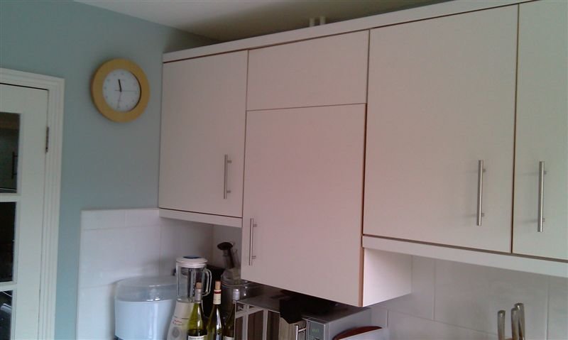 kitchenfittedunitstilingpaintingwallswoodwork.jpg