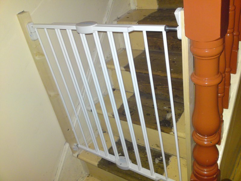 stairgate.jpg